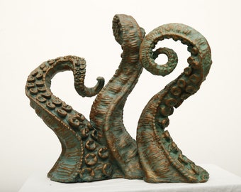 Triple Tentacle statue, Contemporary Octopus Decor, Lovecraft clay statuette, Gothic home decor, Unique Fantasy Man Gift Idea, Steampunk