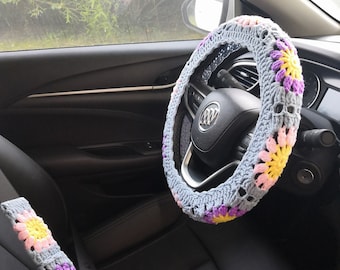 Handmade Crochet Sunflower Steering Wheel Cover: Eco-Friendly Yarn