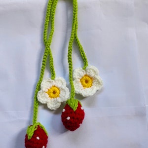Cute Strawberry Flower Car Accessories Mirror Hanging Charm Fruit Decor Teens Interior Rear View Mirror for Women