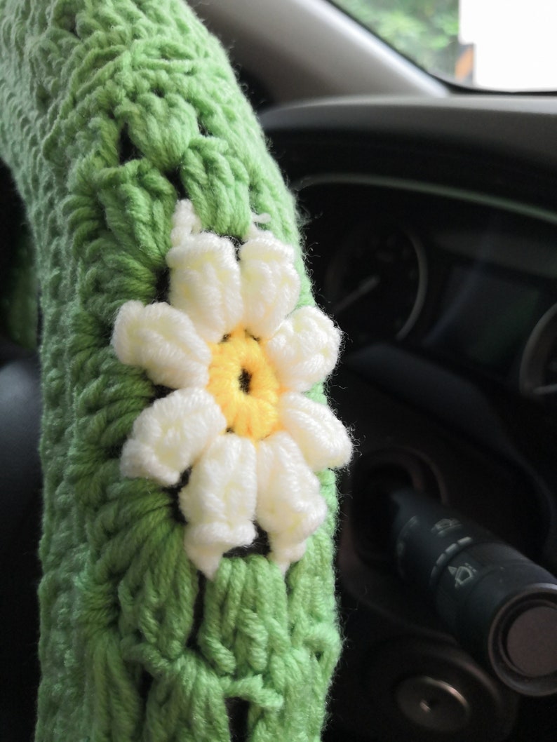 Crochet Daisy Steering Wheel Coversteering Wheel Etsy