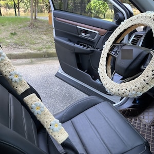 Gehaakte Daisy autostuurhoes, Daisy Crochet-veiligheidsgordelhoes, schattige stuurhoes, auto-accessoires dames, gehaakte auto-accessoires