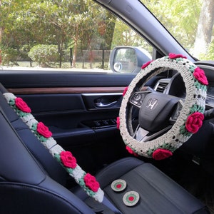 女性用かぎ針編みのバラの花のハンドルカバー、車のハンドルカバー、かわいいバラの花のシートベルトカバー、かぎ針編みのバラの花、車のギフト