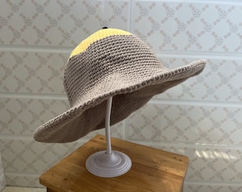 Handmade Crochet Granny Square Bucket Hat: Vintage Sunflower  display picture 1