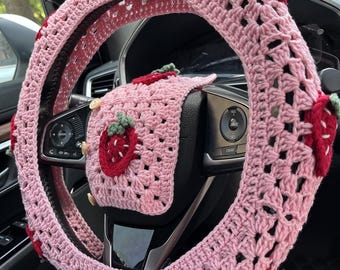 かぎ針編みのイチゴカーアクセサリー：ハンドルカバー、シートベルトカバー
