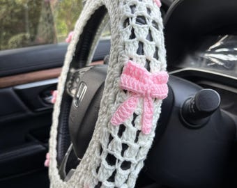 Funda para volante de coche con lazo rosa de ganchillo, funda para cinturón de seguridad con flor, margarita colgante para retrovisor, accesorios para el interior del coche