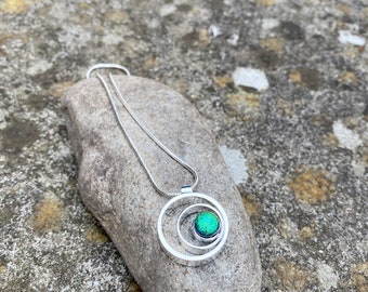 Shimmering Emerald Green Dichroic Glass In A Silver Plated Triple Circle Design Pendant FREE P&P