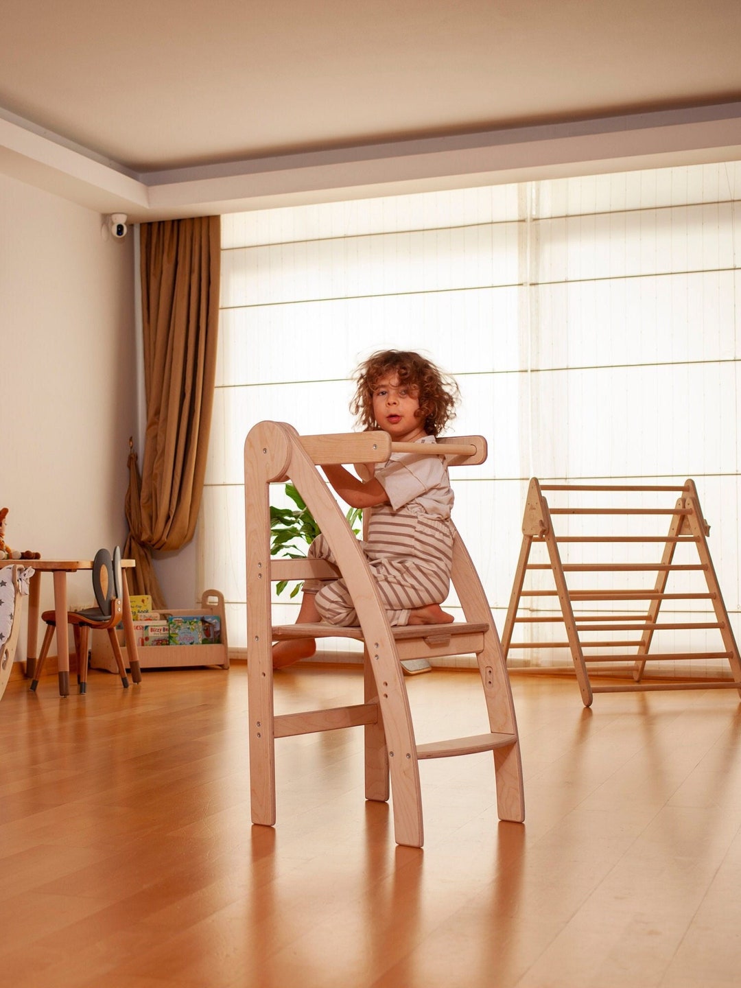 Montessori Toddler Furniture, Helper Tower and Learning Step Stool Set