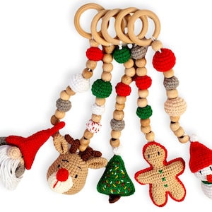 Montessori Wooden Baby Gym Set with Handmade Crochet Hanging Toys, Personalized Sensory Play, Newborn Gift, Baby Play Gym, First Christmas