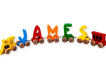 Trenino di lettere in legno personalizzato per neonati, primo