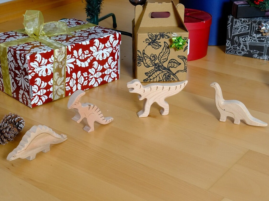 Montessori Holz Dinosaurier Spielzeug Set für Kleinkinder, umweltfreundliche handgefertigte Dinofiguren, lernfähiges Dinosaurierspielzeug, Geburtstagsgeschenk für Kinder - Österreich Montessori Holz Dinosaurier Spielzeug Set für Kleinkinder, umweltfreundliche handgefertigte Dinofiguren, lernfähiges Dinosaurierspielzeug, Geburtstagsgeschenk für Kinder - Österreich
