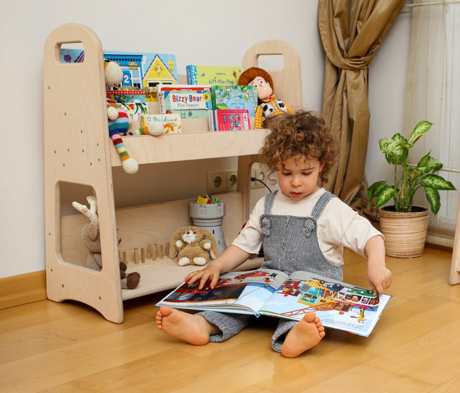 Nursery bookshelf with extra shelf for kids