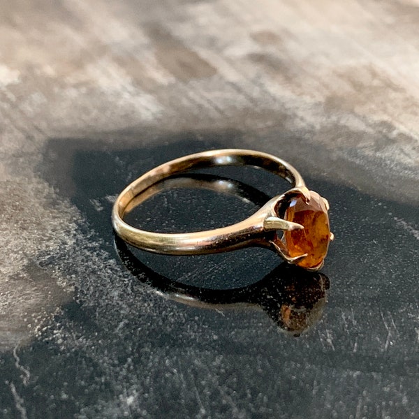 Antique Victorian 14K Gold Ring with Citrine Gemstone in Six Prong Claw Setting - Size 8