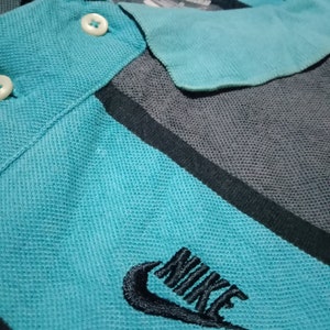 Nike collar stripe polo shirt image 3