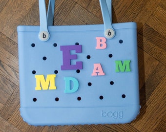 Breloques de sac Bogg lettre personnalisées | Initiale de l'alphabet personnalisée | Accessoires pour embouts Bogg imprimés en 3D | Bouton monogramme pour sac de plage fourre-tout