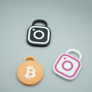 Custom Smart NFC Keychain, Tap and Pay, Personalized Keychain, Linktree, Social Media Keychain, Digital Business Card