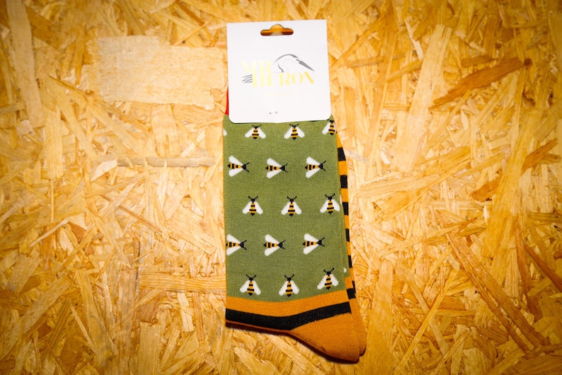 Mens Bumble Bee Bamboo Cotton Socks Antibacterial Sustainable