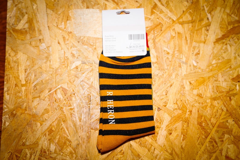 Mens Bumble Bee Bamboo Cotton Socks Antibacterial Sustainable