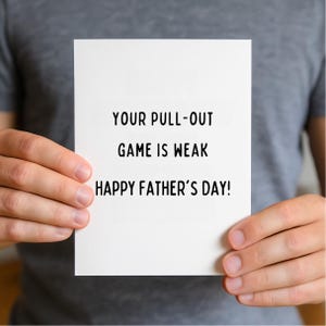 "Lustige Vatertags Karte zum Ausdrucken - ""Your Pull-Out Game Is Weak"" | Sofortdownload | Digitale Faltbare Karte | Papa Humor | Vatertag