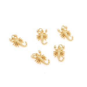 Animal Pendant, Micropavé Cubic Zirconia Scorpion Necklace, 18K Gold Filled Scorpion Pendant, DIY Jewelry Supplies, 17x10x2mm