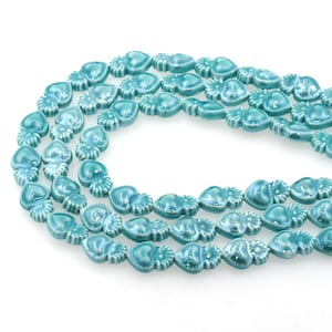 22Pcs Sacred Heart Milagros Charm Beads, Ceramic Beads For Making Jewelry DIY Crafts, 10x15mm
