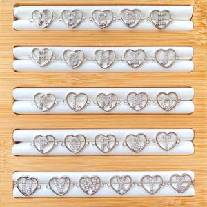 Conector de carta personalizado requintado conexão de amor coração charme suave mais fino primeira letra 18K ouro plinter simples moda conectar