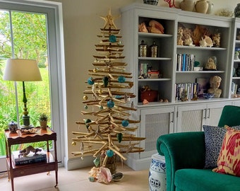 Sierra Lone Tree Christmas Dinner 2022 Wooden Christmas Tree | Etsy Uk