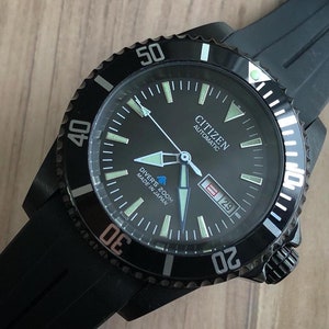 Citizen Promaster Automatic Mens 200m Divers Watch 8200-824393 Y