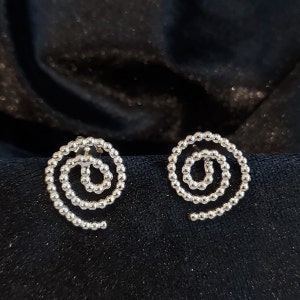 Silver pearl spiral earrings