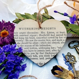 Wuthering Höhen von Emily Bronte doppelseitige Herz Dekoration/literarisches Ornament/Geschenk für Haus Dekor. /Legal Geschenk/Freund Geburtstagsgeschenk
