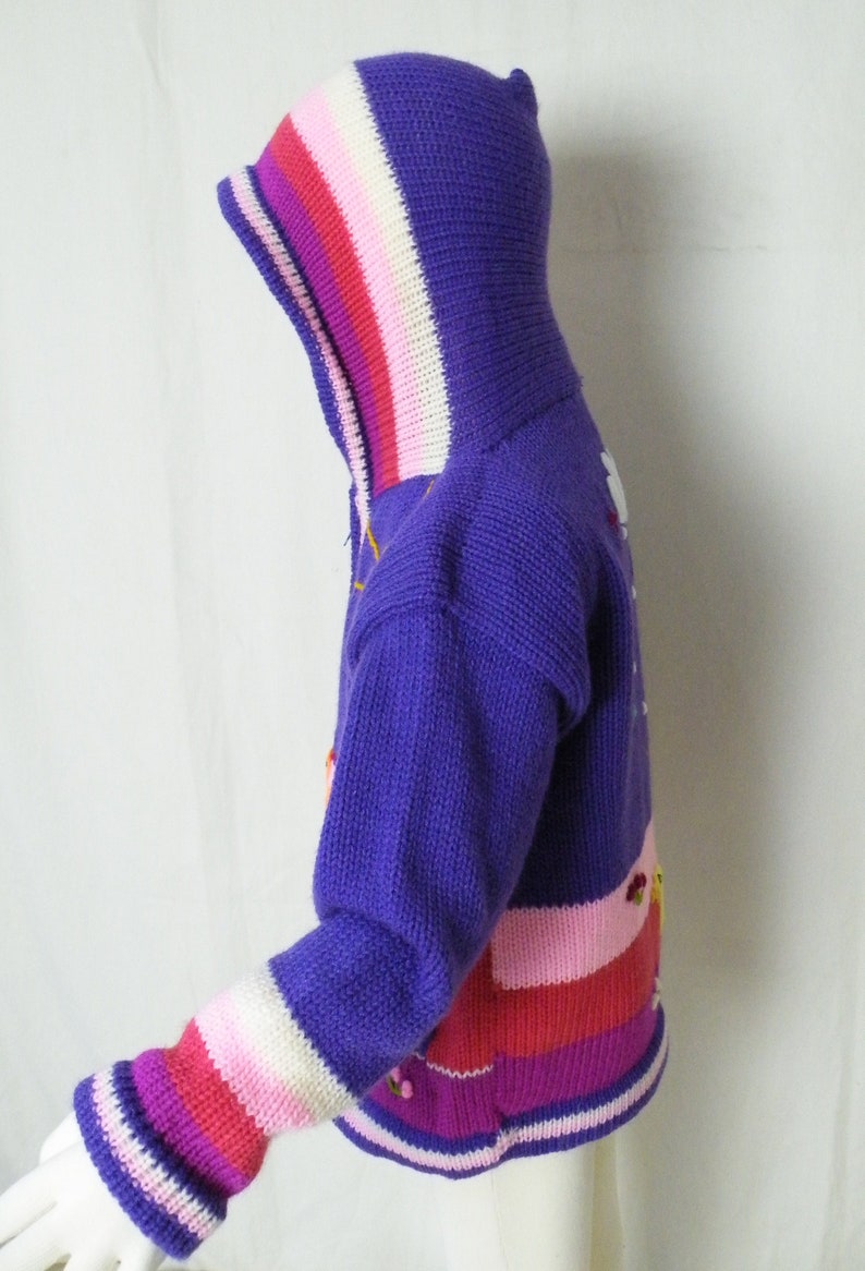 Size 34 Yrs L=39cm W=32cm IA= 30cm Fair Trade. Peruvian arpillera childskids sweatercardigan with embroideryapplique work