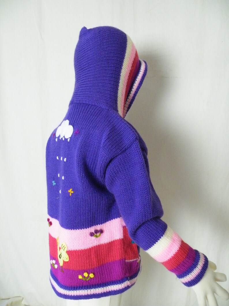 Size 34 Yrs L=39cm W=32cm IA= 30cm Fair Trade. Peruvian arpillera childskids sweatercardigan with embroideryapplique work