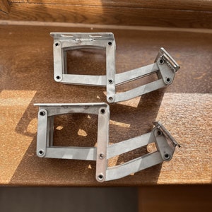 Bisagras de tijera articuladas duraderas para puertas batientes pesadas Sistema de alta resistencia Accesorios para trampillas metálicas Herrajes para juntas de trampillas comerciales