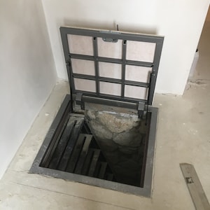 Access floor hatch door to cellar basement Invisible sewer hatchway Hidden trapdoor for attic loft Custom metal access panel with gas struts