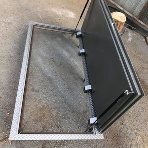 Access floor door for cellar and basement Invisible hatch panel Custom sewer hatchway Checkered metal trapdoor Roof door cover Entry hatch