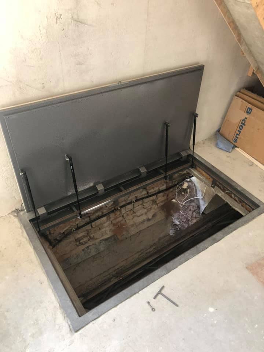 Insulated Hatch Door for Floor Attic Roof Invisible Flush Mount ...