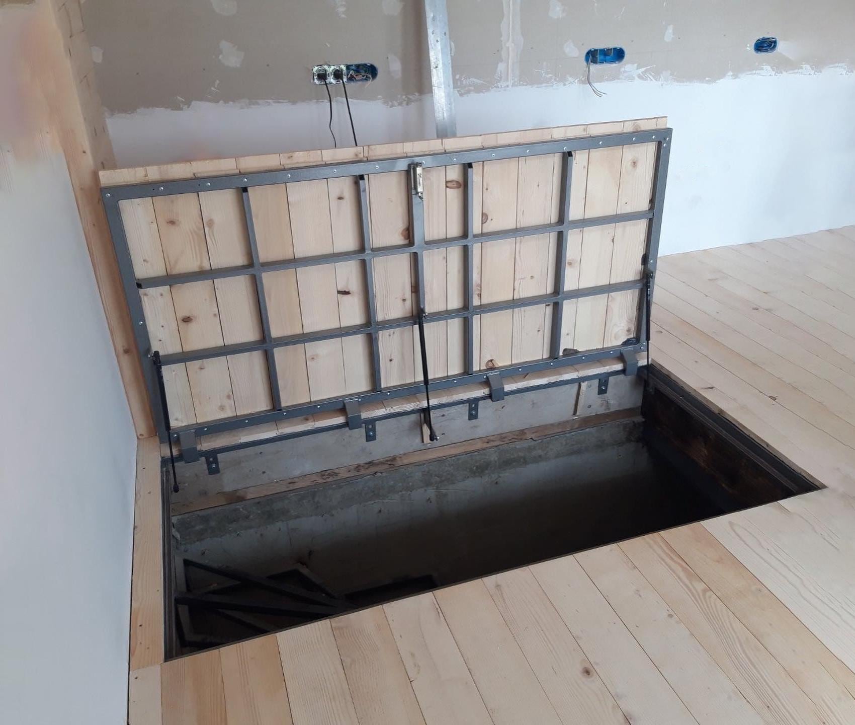 Custom hatch door for easy cellar and basement access Invisible floor trapdoor Hidden sewer hatchway Metal roof entry hatch with gas struts
