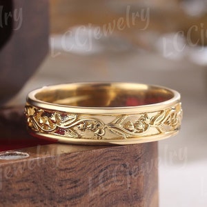5mm Nature Inspired lily Of The Valley Design Mens Wedding Band May Birth Flower Gold Leaf Wedding Ring Stacking Band His And Her Ring