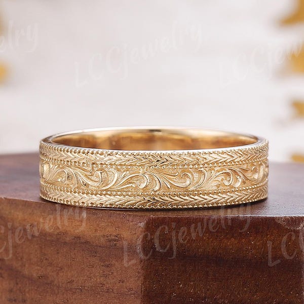 Custom Men's Leaf Wedding Band, Vintage 5mm Width in Solid Yellow Gold, Nature Inspired Engagement Ring for Him, Personalized Wedding Ring