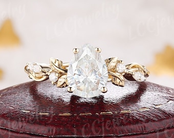 Art Deco Pear Moissanite Engagement Ring Yellow Gold Leaf Wedding Ring Nature Inspired Diamond Wedding Ring  Handmake Jewelry Ring For Women
