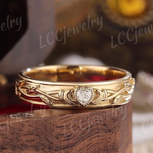 5mm Unique holding hands Heart Cut Moissanite Mens Wedding Band Yellow Gold Leaf Design Claddagh Wedding Ring Custom Promise Ring For Men