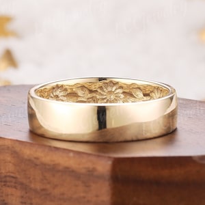 Big Sun and Little Sun - Hand Engraved Wedding Band Set - Etsy