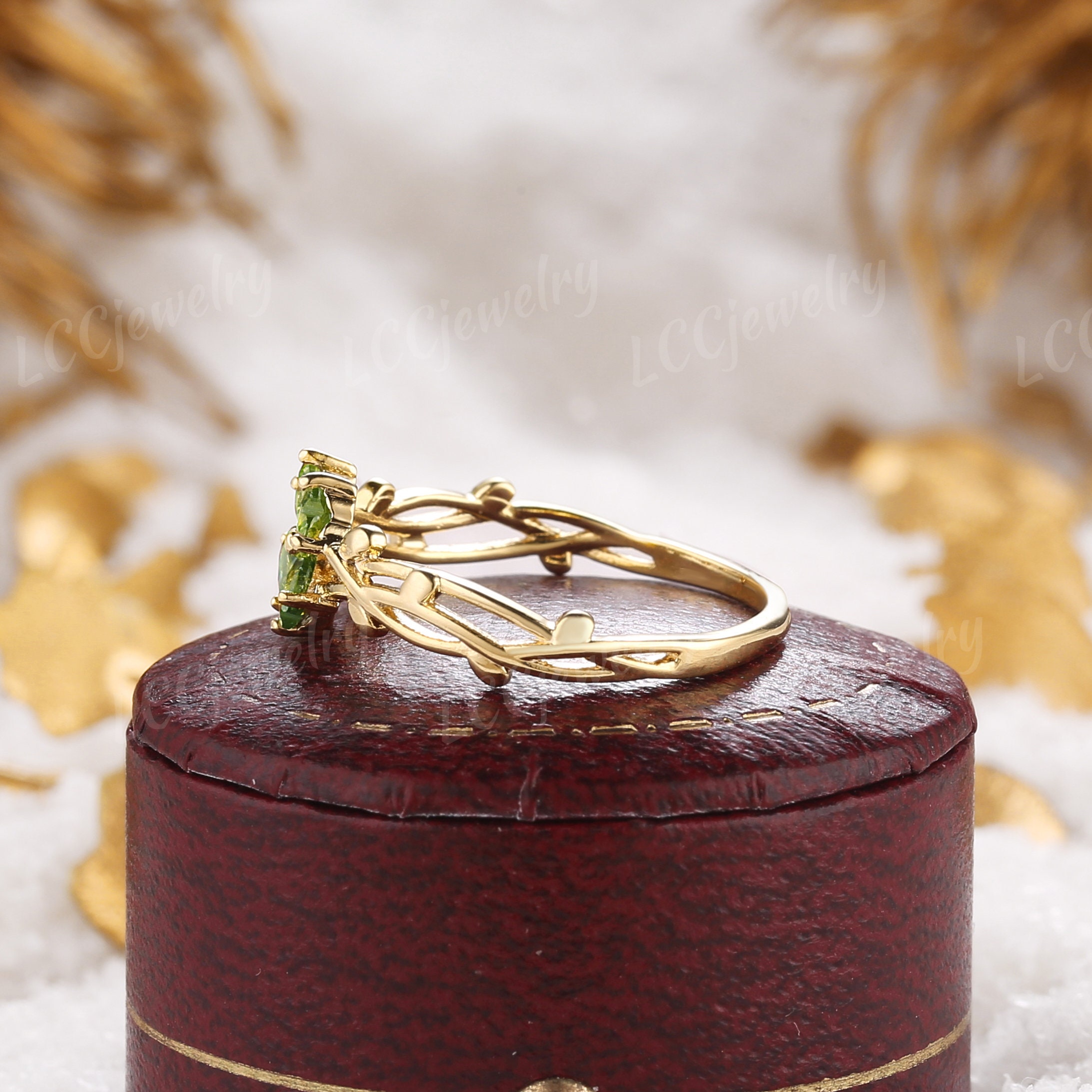 Unique Peridot Lucky Four Clover Engagement Ring Nature Inspired Leaf ...