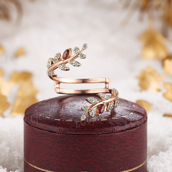 Vintage Hexagon Garnet Floral Engagement Ring Set Rose Gold  display picture 1