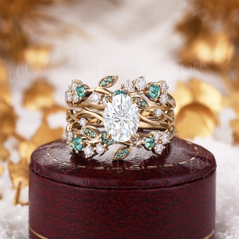 Vintage Yellow Gold Moissanite Wedding Ring Set Leaf Engagement Ring ...