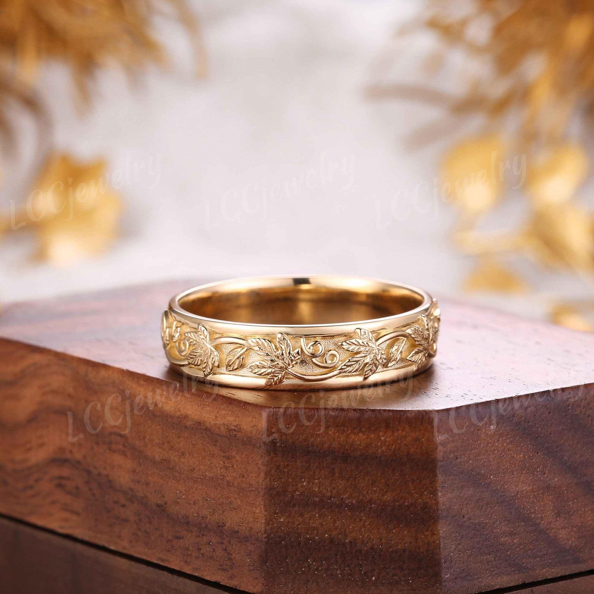 Buy 2 Gram Gold Rings Online | CaratLane