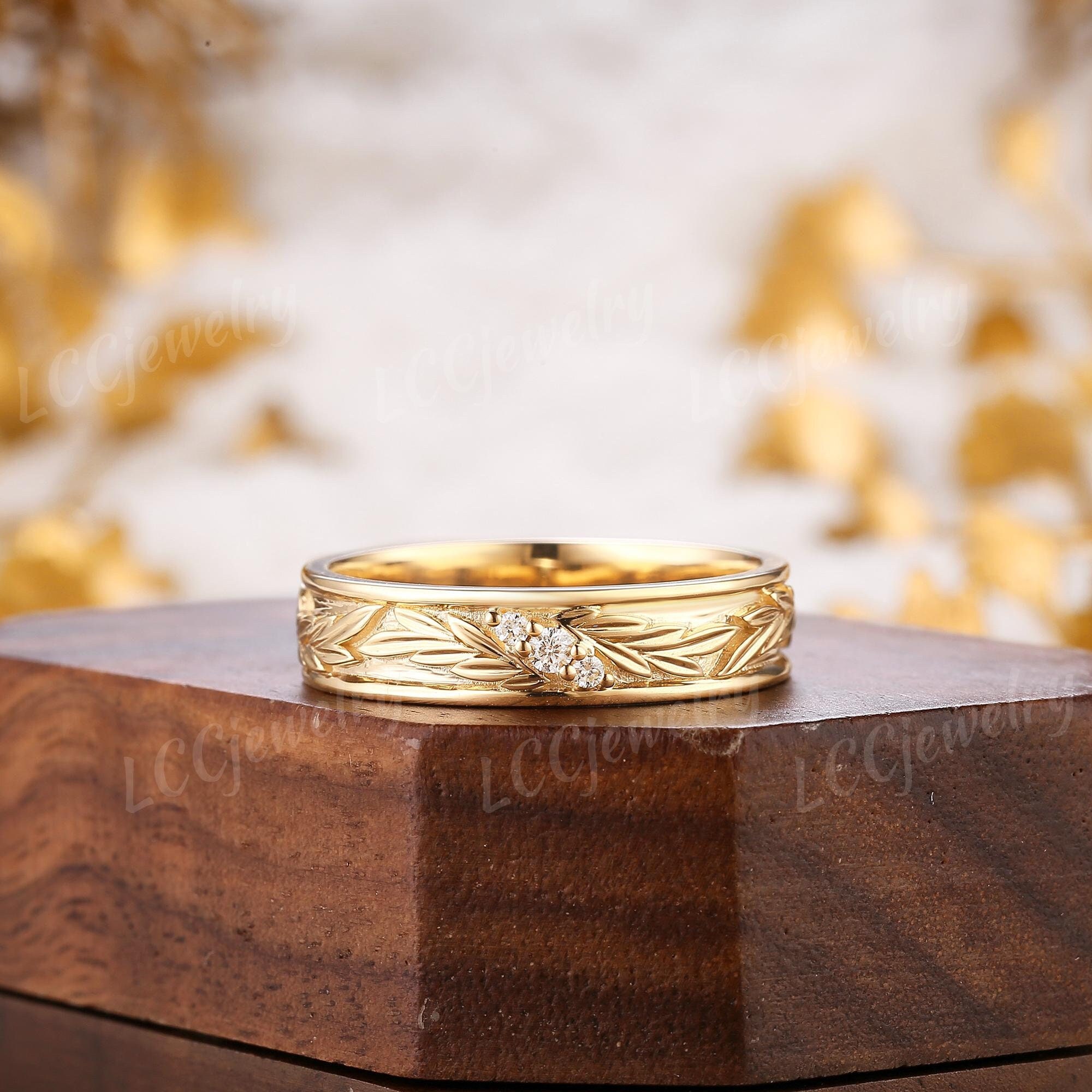 Nature Inspire Leaf Moissanite Mens Wedding Band Yellow Gold