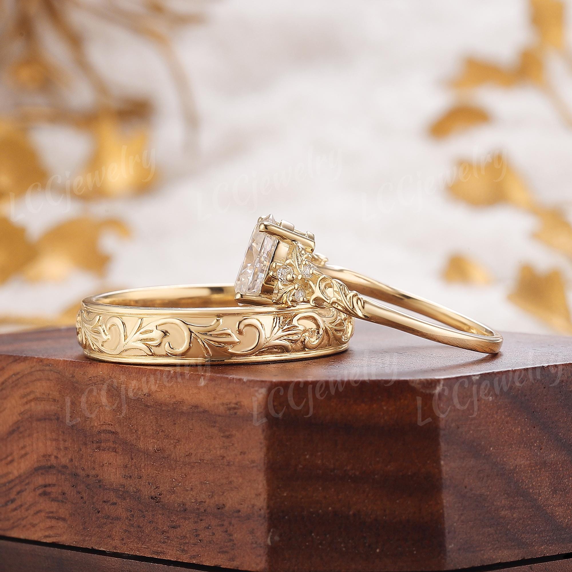 Couple Rings Nature Inspired Iris Design Engagement Ring Set Leaf