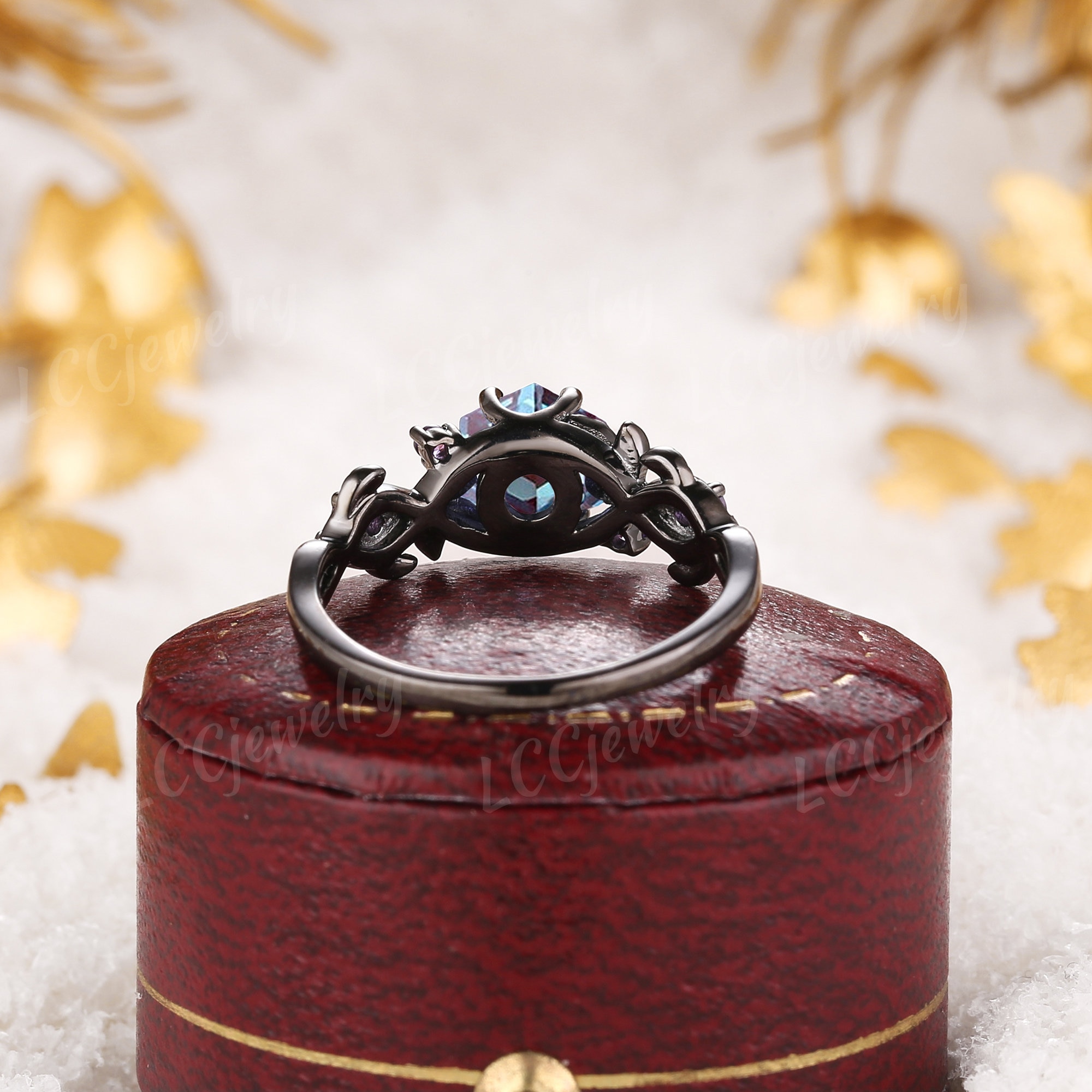 アスティエ　クリスマスオーナメント　ENGAGEMENT RING BLACK Unique Gothic Hexagon Alexandrite Fairy Engagement Ring Amethyst