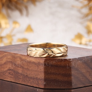 Men's Rings Leaf Pattern Vintage Leaf Design Wedding Band Mens Yellow Gold Nature Inspired ...