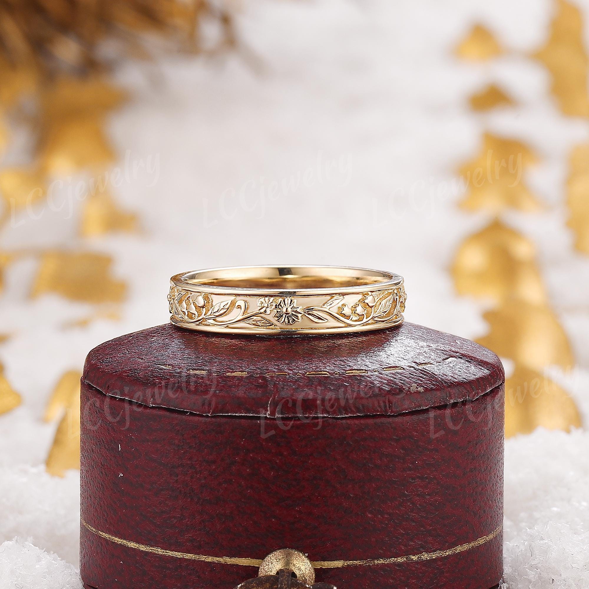 2pcs His and Hers Wedding Ring Sets Gold Daisy Engraving